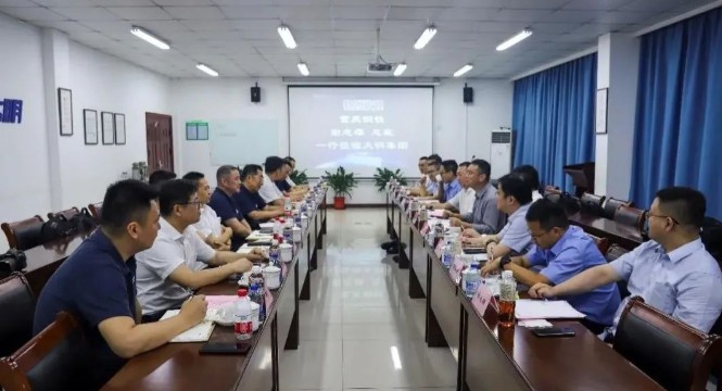 沉庆钢铁谢志雄总裁一行来访yl23455永利集团靖江基地