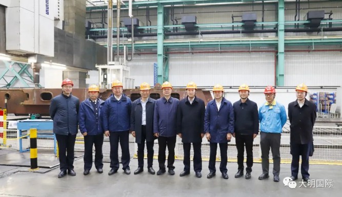 江苏海事局局长、党组书记朱汝明一行?调研yl23455永利集团靖江基地